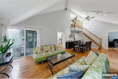 11 Lakeview Drive, Old Tappan, NJ 07675 - Photo 4