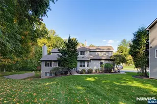 11 Lakeview Dr, Old Tappan, NJ 07675 - Photo 1