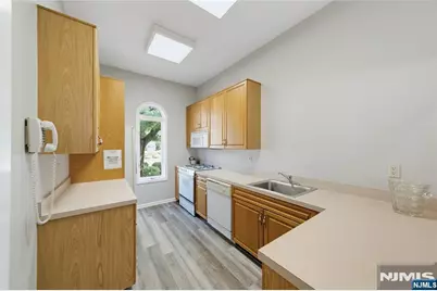 11 Lakeview Drive, Old Tappan, NJ 07675 - Photo 34