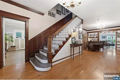 210 Leonia Avenue, Leonia, NJ 07605 - Photo 4
