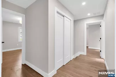 300 Tremont Avenue, Orange, NJ 07050 - Photo 30
