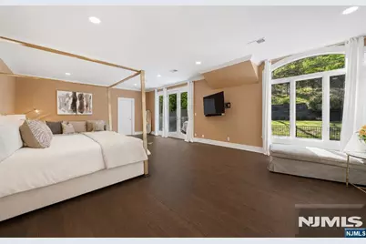 228 Highland Avenue, Montclair, NJ 07043 - Photo 22