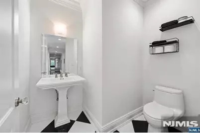 228 Highland Avenue, Montclair, NJ 07043 - Photo 20