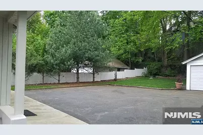 35 Gates Avenue 1 #1, Montclair, NJ 07042 - Photo 14