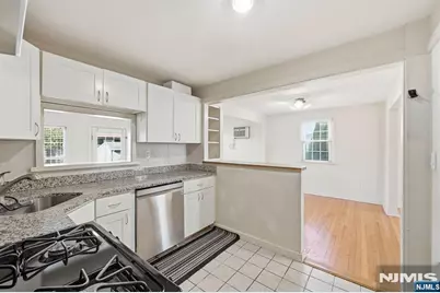 23-29 Dorchester, Fair Lawn, NJ 07410 - Photo 12