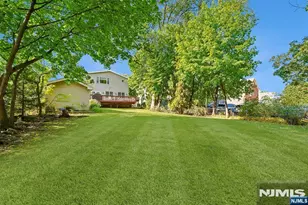 76 Summit, Hackensack, NJ 07601 - Photo 32
