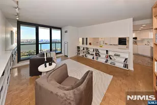 900 Palisade Ave 2306, Fort Lee, NJ 07024 - Photo 36