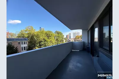 1600 Center Avenue 3D #3D, Fort Lee, NJ 07024 - Photo 12