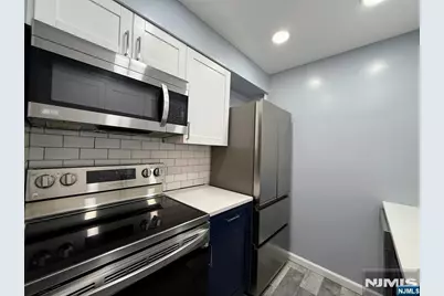 1600 Center Avenue 3D #3D, Fort Lee, NJ 07024 - Photo 10