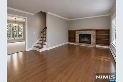 160 Spring Valley Road, Park Ridge, NJ 07656 - Photo 2