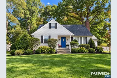 160 Spring Valley Road, Park Ridge, NJ 07656 - Photo 1
