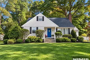 160 Spring Valley Rd, Park Ridge, NJ 07656 - Photo 1