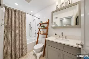 382 7th Street 2, Jersey City, NJ 07302 - Photo 6