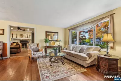 29 Donald Place, Waldwick, NJ 07463 - Photo 12