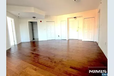 100 Old Palisade Road 1516 #1516, Fort Lee, NJ 07024 - Photo 6