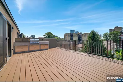 306 Coolidge Avenue, Fort Lee, NJ 07024 - Photo 40