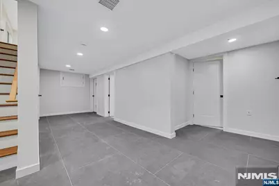 188 Washington Avenue, Rutherford, NJ 07070 - Photo 38