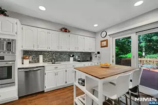 106 Pascack Ave, Emerson, NJ 07630 - Photo 10
