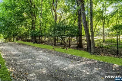 639 Piermont Road, Closter, NJ 07624 - Photo 2