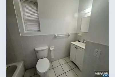 44 1/2 3rd 2nd Fl #2nd Fl, Newark, NJ 07107 - Photo 10