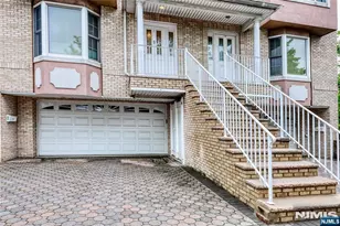 425 West Street B, Fort Lee, NJ 07024 - Photo 2