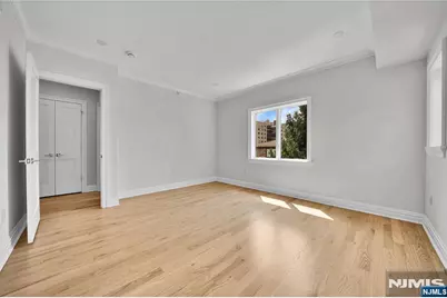 304 Coolidge Avenue, Fort Lee, NJ 07024 - Photo 32