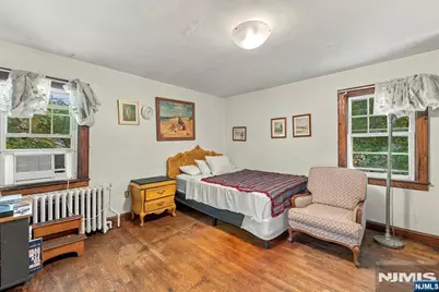 19 Bayview Avenue, Englewood Cliffs, NJ 07632 - Photo 16