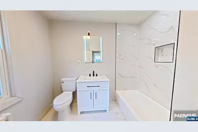 9 Byrne Street, Hackensack, NJ 07601 - Photo 14
