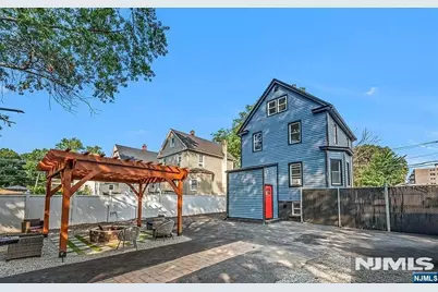 9 Byrne Street, Hackensack, NJ 07601 - Photo 24