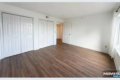7430 Jfk Blvd E, North Bergen, NJ 07047 - Photo 12