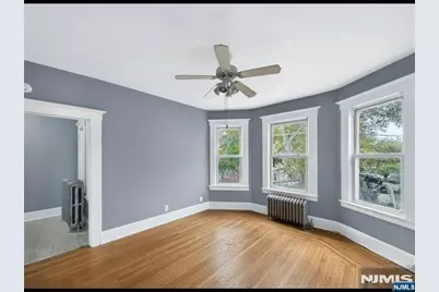 13 Oakwood Avenue 2 #2, Kearny, NJ 07032 - Photo 6