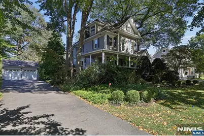 526 Oradell Avenue, Oradell, NJ 07649 - Photo 4