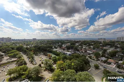 6 Horizon 2106 #2106, Fort Lee, NJ 07024 - Photo 20