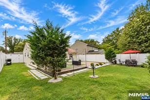 535 Holly Village Ln, Toms River Township, NJ 08753 - Photo 44