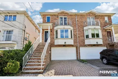 398 Lawton Avenue C0398 #C0398, Cliffside Park, NJ 07010 - Photo 1