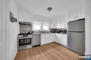 540 Mountain Ave, Montclair, NJ 07043 - Photo 4