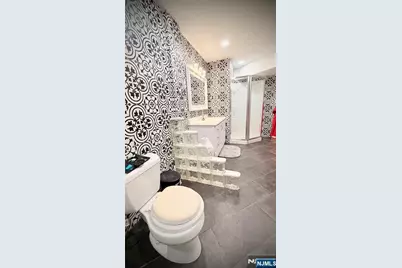 710 Totowa Road, Totowa, NJ 07512 - Photo 26