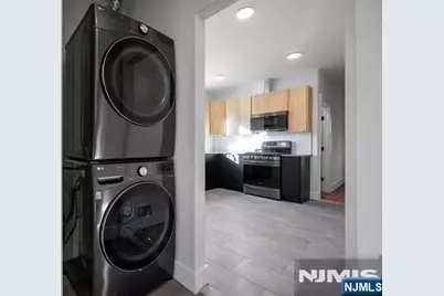 59 Chestnut Street A #A, Montclair, NJ 07042 - Photo 6