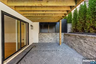 25 Leary Ln, Edgewater, NJ 07020 - Photo 28