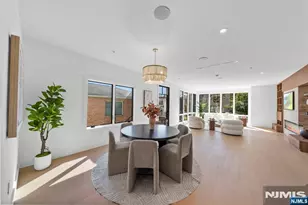 25 Leary Ln, Edgewater, NJ 07020 - Photo 12