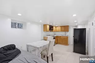 617 20th St, Newark, NJ 07103 - Photo 44