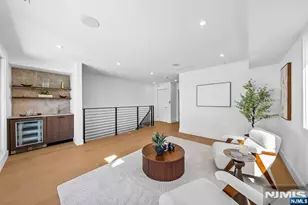 27 Leary Ln, Edgewater, NJ 07020 - Photo 44
