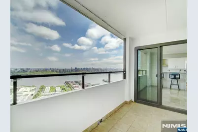 250 Gorge Road 29L #29L, Cliffside Park, NJ 07010 - Photo 14