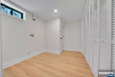 285 Washington Street, Teaneck Township, NJ 07666 - Photo 36