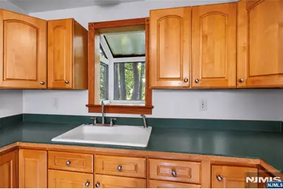 120 Hill Street, Midland Park, NJ 07432 - Photo 20