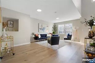 16 E Kinney St, Newark, NJ 07102 - Photo 4