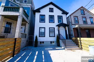 182 Summer Ave, Newark, NJ 07104 - Photo 1
