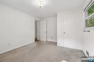 7 Tanglewood Dr, Livingston, NJ 07039 - Photo 18