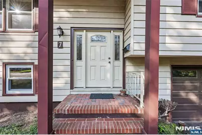 7 Tanglewood Drive, Livingston, NJ 07039 - Photo 2