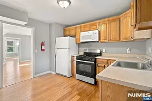 283 18th St, Newark, NJ 07103 - Photo 30